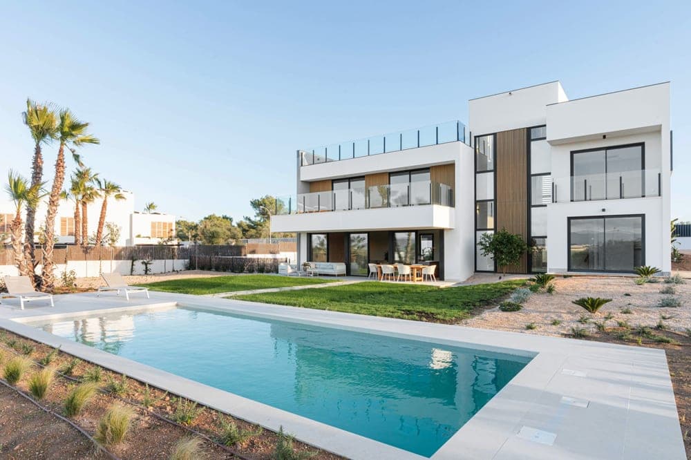 SON GUAL: MODERNE ECO-LUXUSVILLA MIT PANORAMABLICK - 17