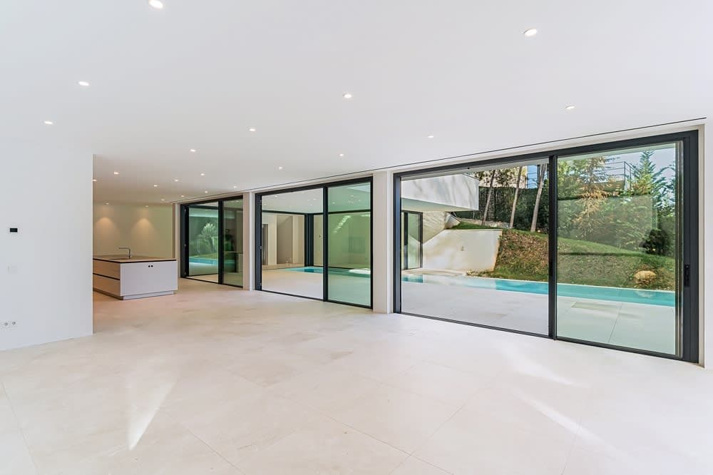 SON VIDA: DESIGN VILLA WITH PANORAMIC LOCATION - 3