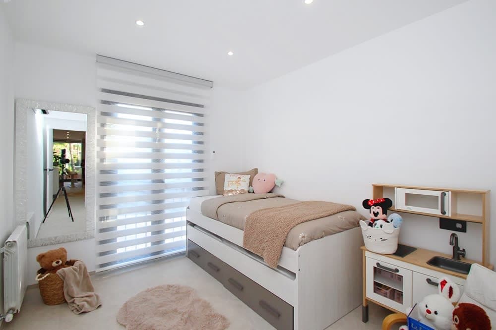 SON VERI NOU: RENOVATED PENTHOUSE WITH PRIVATE ROOFTOP TERRACE - 13
